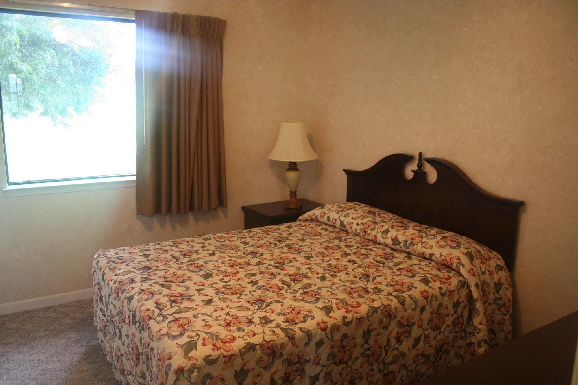 King'S Inn Huntsville Zewnętrze zdjęcie